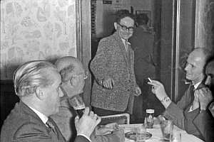 1953_bau marienschule_richtfest_n_13_ausschn